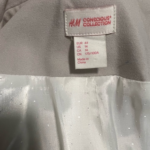 Cream blazer with side ruffle detail - Picture 5 of 5